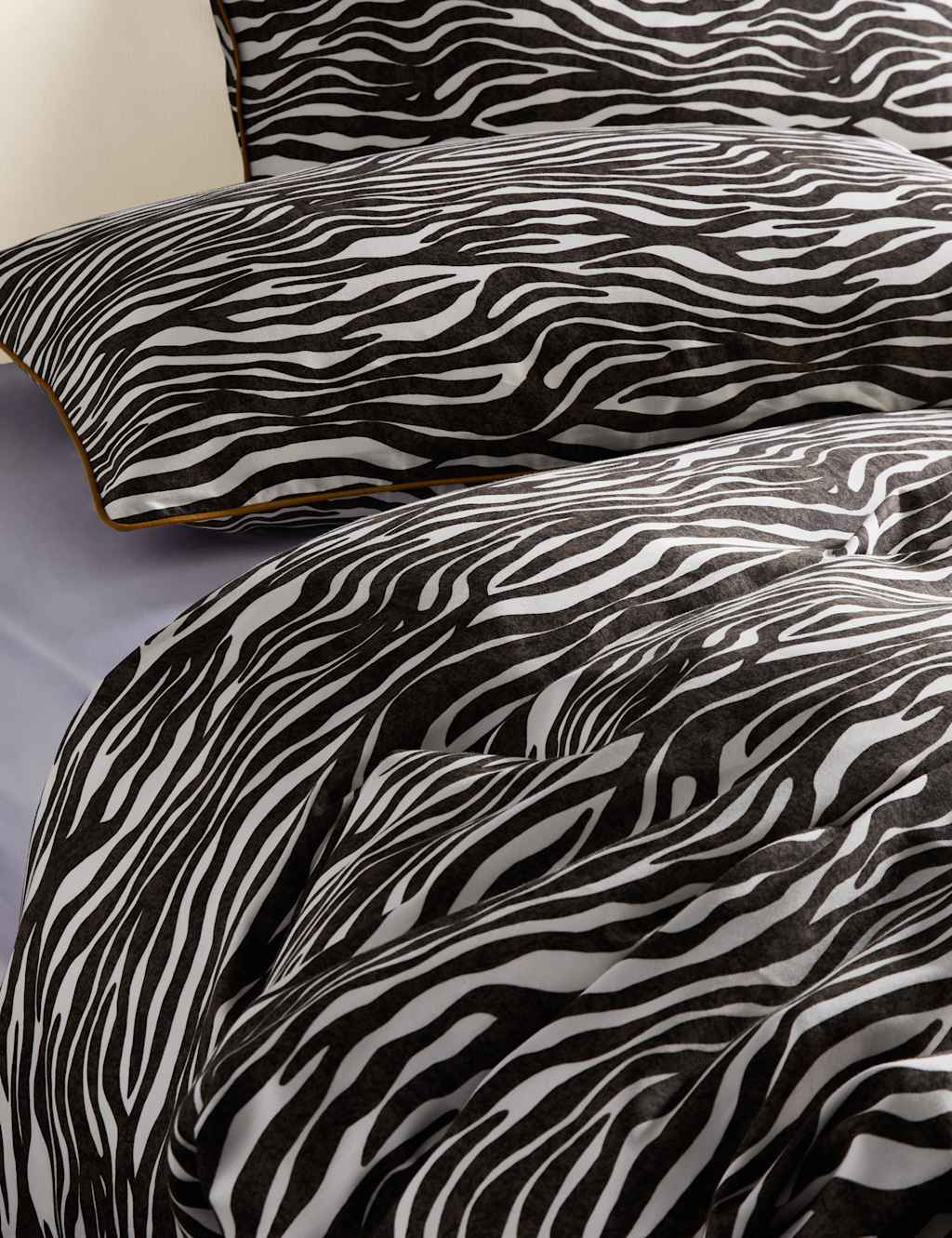 M&S Pure Cotton Sateen Zebra Print Bedding Set Black Mix