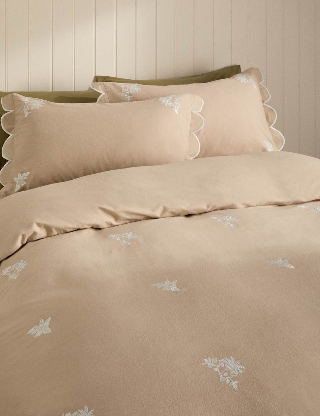 M&S Pure Brushed Cotton Floral Embroidered Scallop Bedding Set Natural