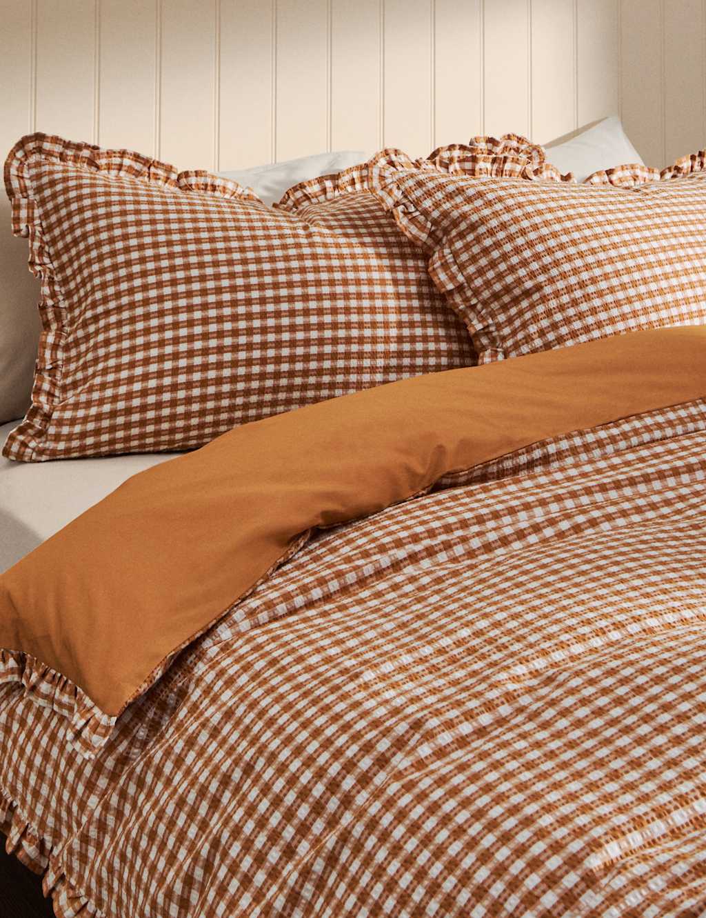 M&S Pure Cotton Gingham Ruffle Bedding Set Caramel