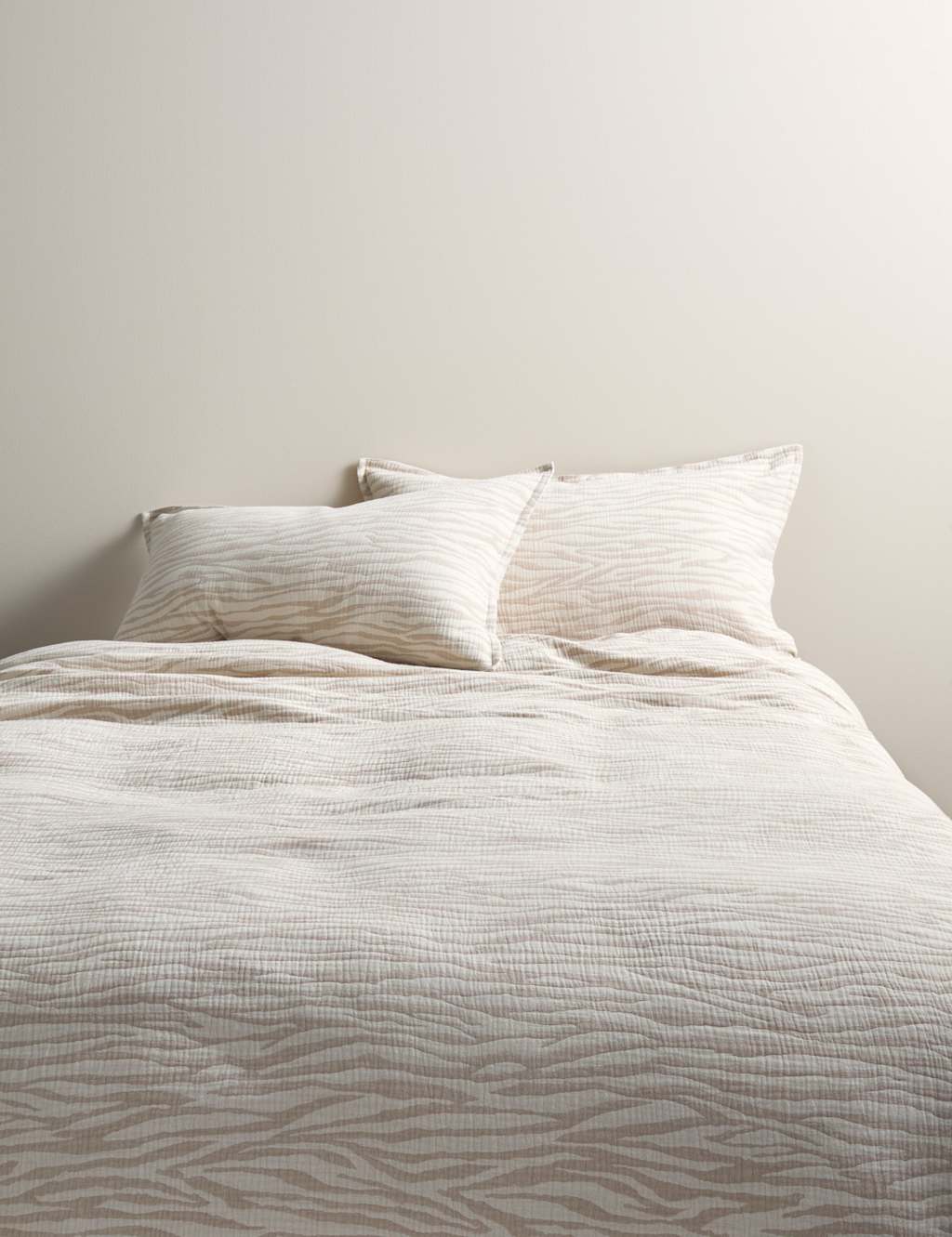 M&S Pure Cotton Zebra Jacquard Bedding Set - Double (4 ft 6) - Natural Mix
