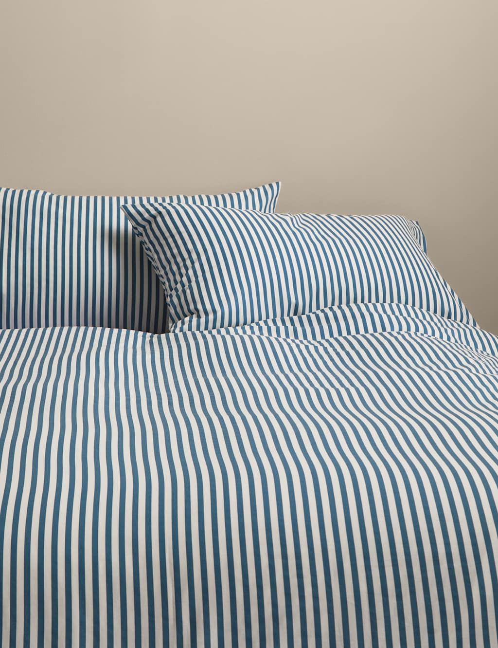 M&S Cotton Blend Simple Stripe Bedding Set - King Size (5 ft) - Slate Blue