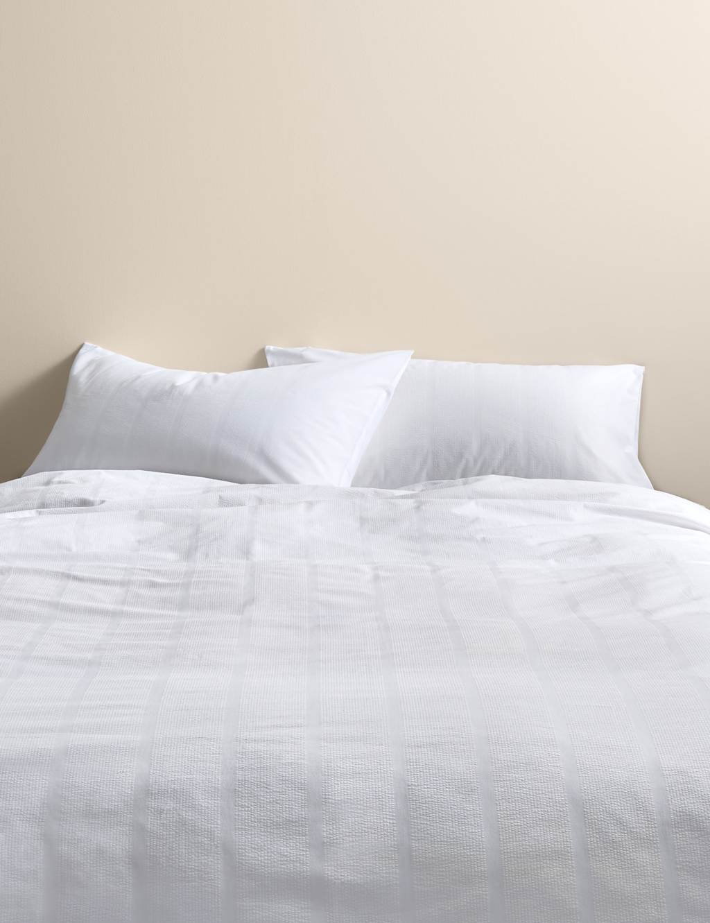 M&S Pure Cotton Striped Seersucker Bedding Set - Single (3 ft) - White