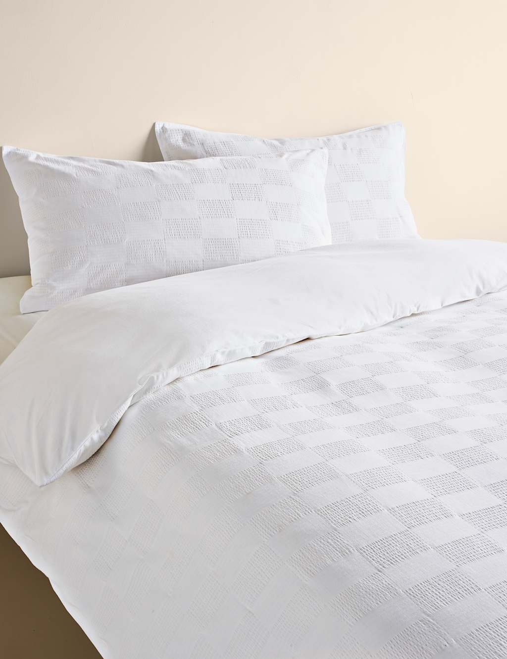M&S Sateen Seersucker Checkerboard Bedding Set - Single (3 ft) - White