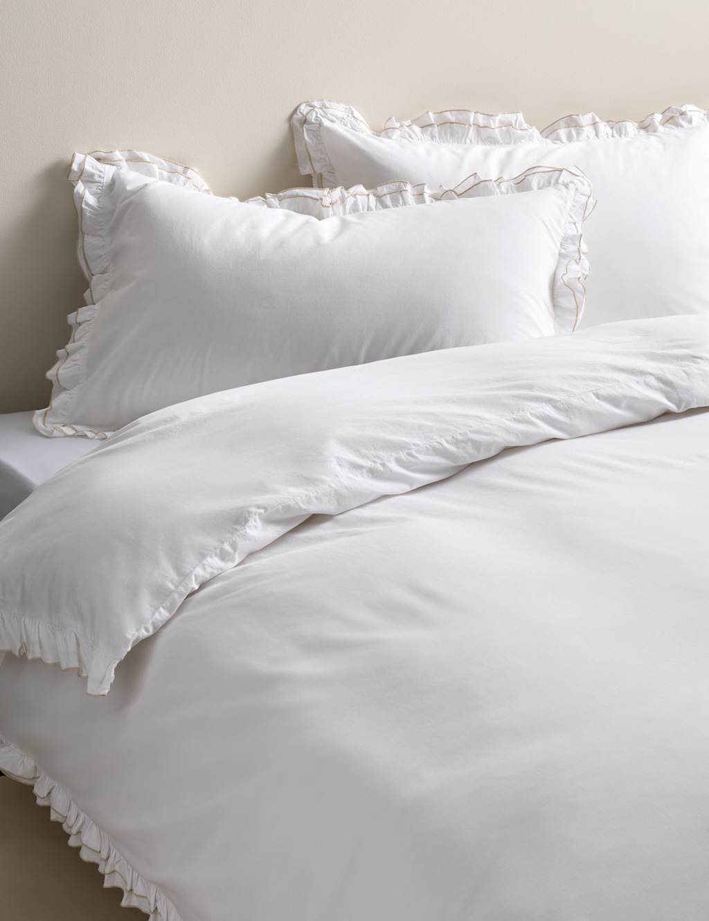 M&S Pure Cotton Contrast Double Ruffle Bedding Set - Double (4 ft 6) - Natural Mix