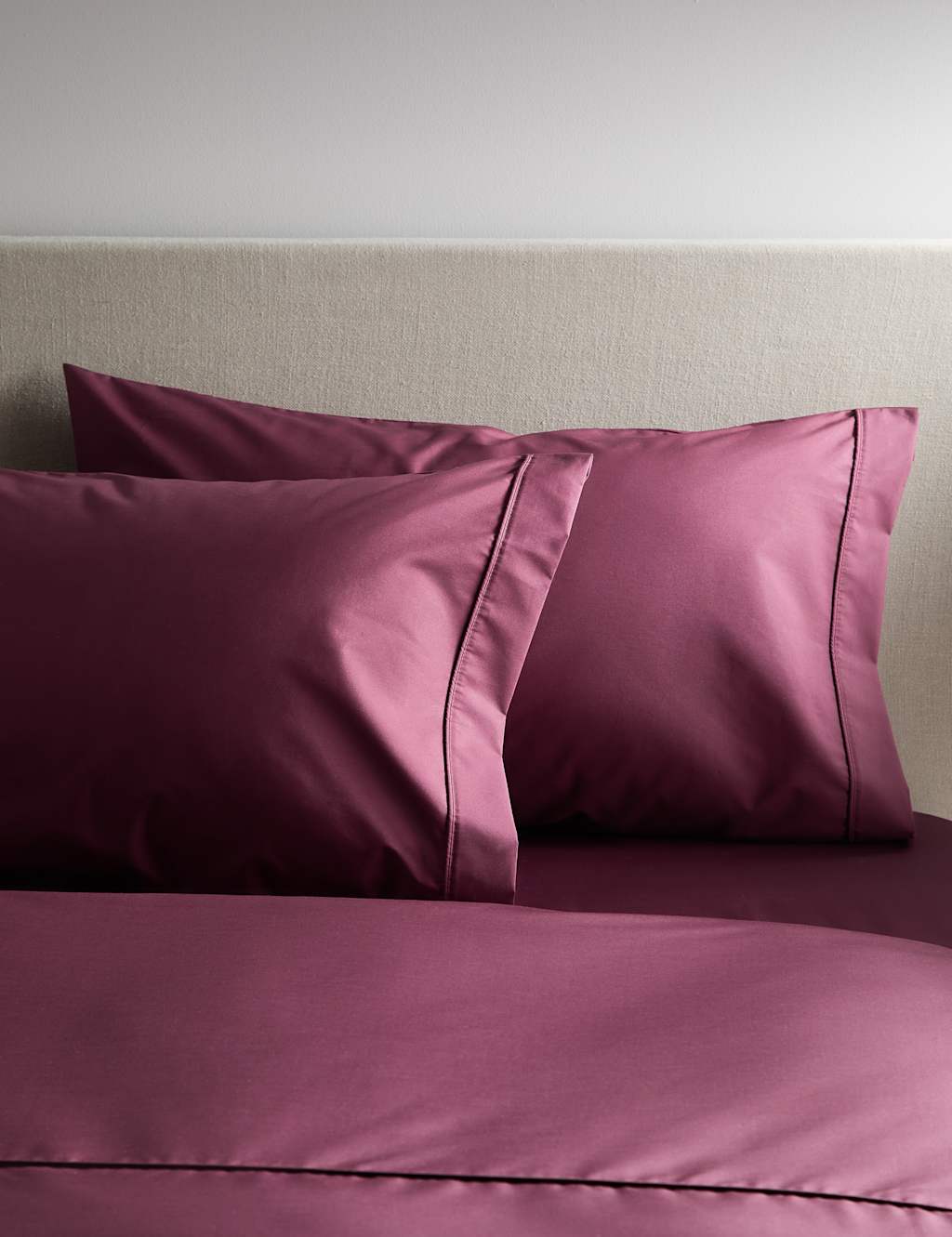 M&S X National Gallery 2 Pack Egyptian Cotton 230 Thread Count Pillowcases Deep Mauve