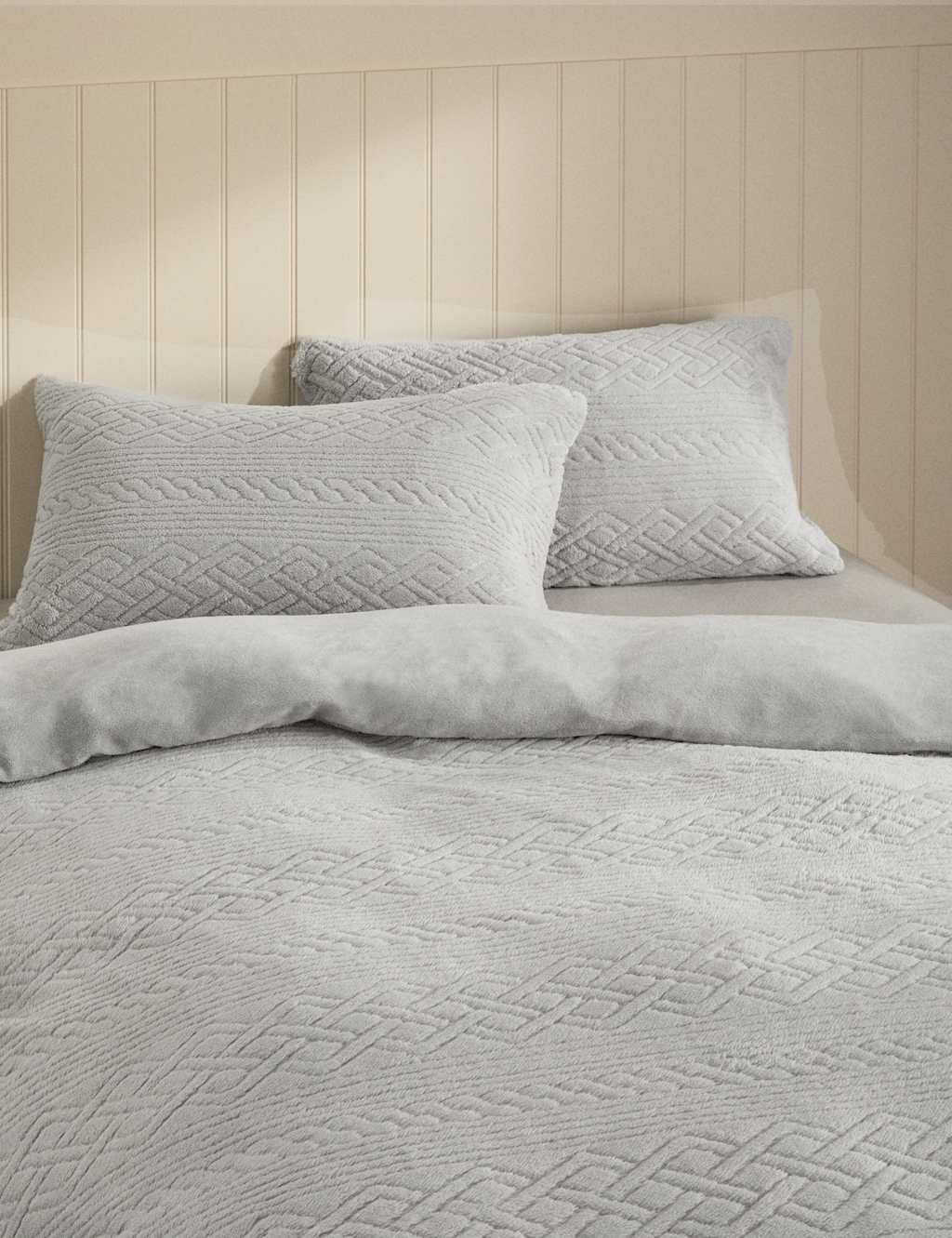 M&S Fleece Cable Bedding Set - Single (3 ft) - Grey