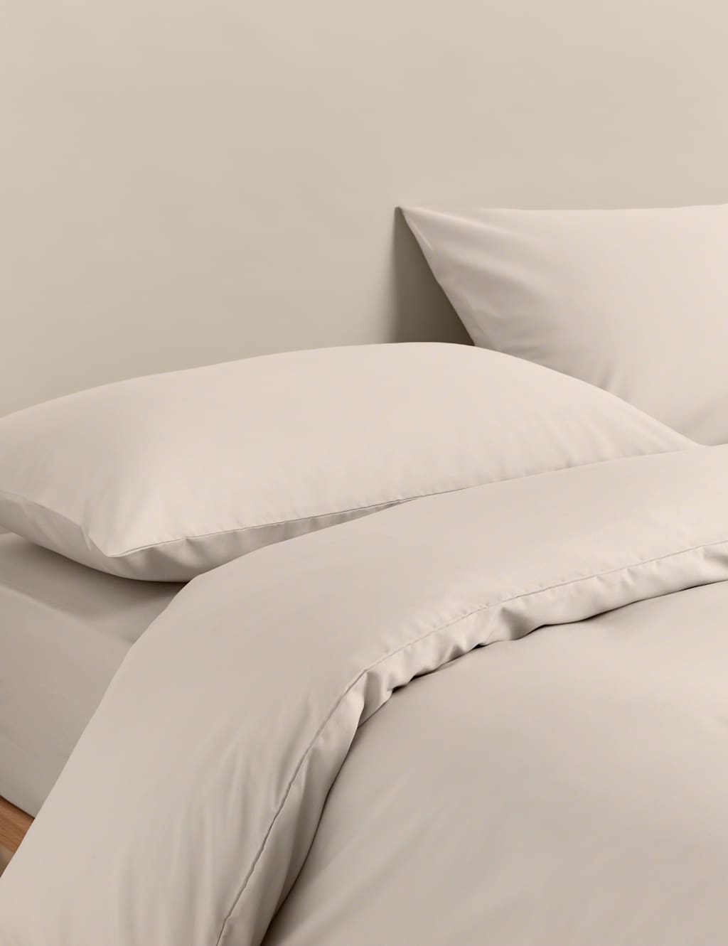 M&S Stay Cool Lyocell Rich Bedding Set Putty