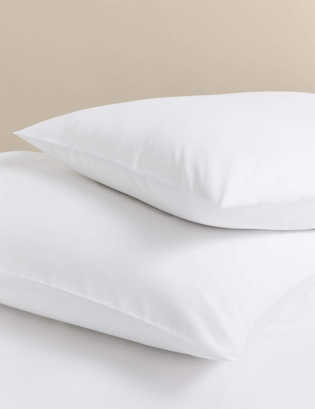 M&S 2 Pack Stay Cool Lyocell Rich Pillowcases White