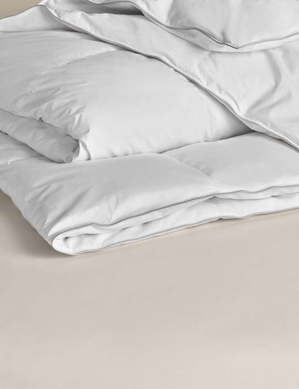 M&S Deluxe Hungarian Goose Feather & Down 10.5 Tog Duvet White