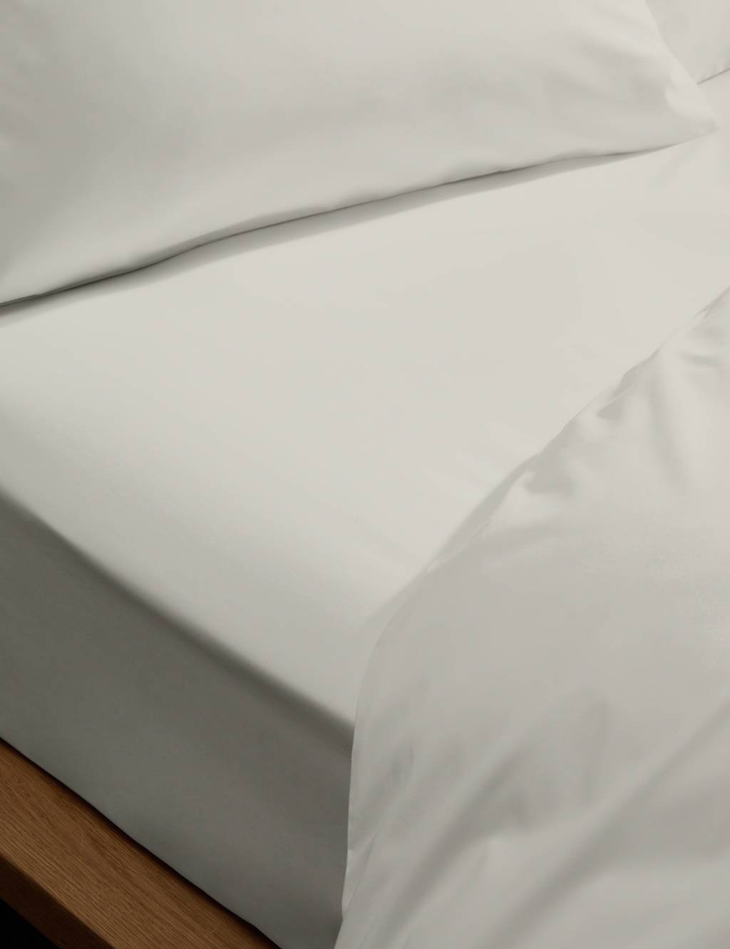 M&S Egyptian Cotton 230 Thread Count Crisp Fitted Sheet Silver Grey