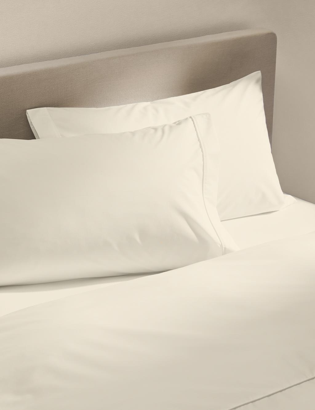 M&S 2 Pack Egyptian Cotton 230 Thread Count Crisp Pillowcases Cream
