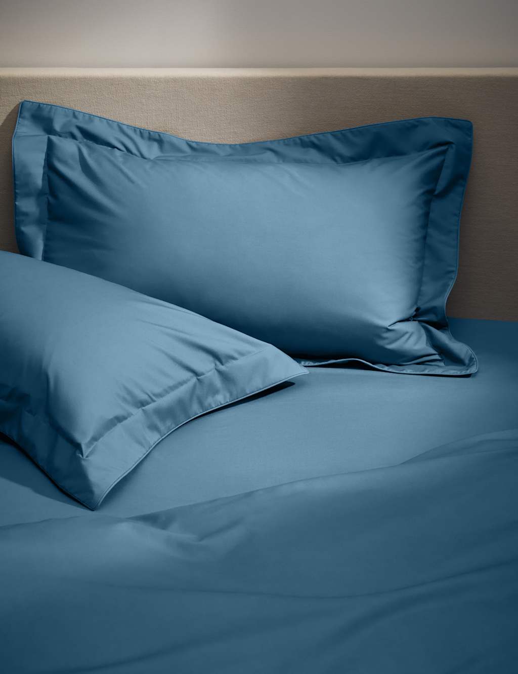 2pk Egyptian Cotton 230 Thread Count Oxford Pillowcases
