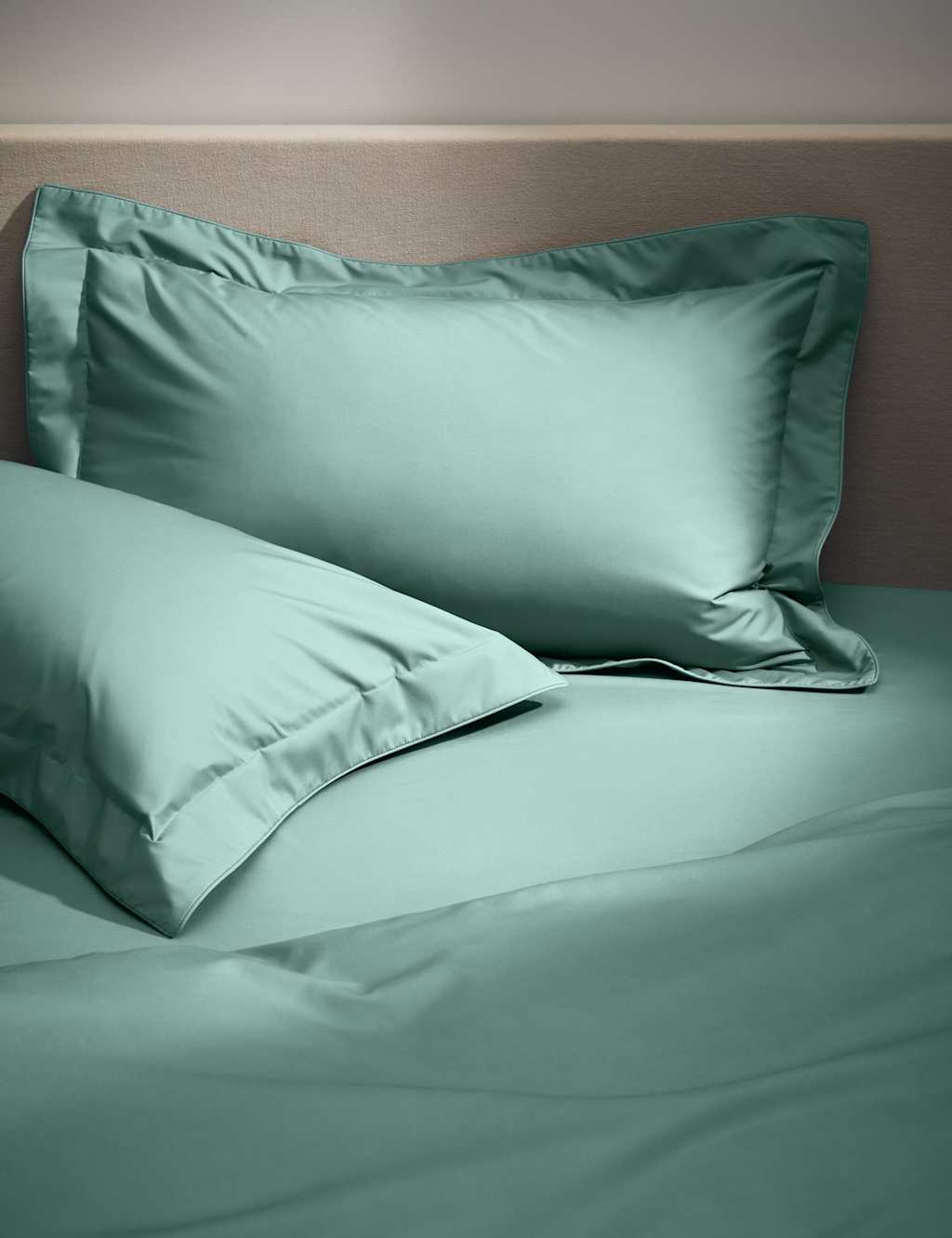 2pk Egyptian Cotton 230 Thread Count Oxford Pillowcases