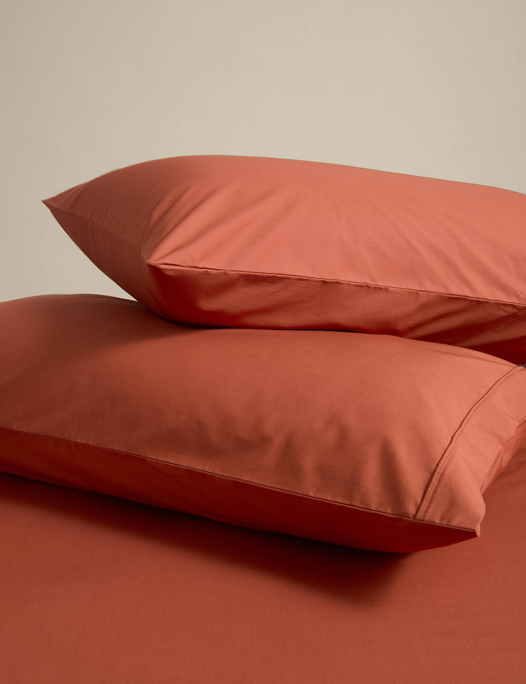 M&S 2 Pack Egyptian Cotton 230 Thread Count King Size Pillowcases Terracotta
