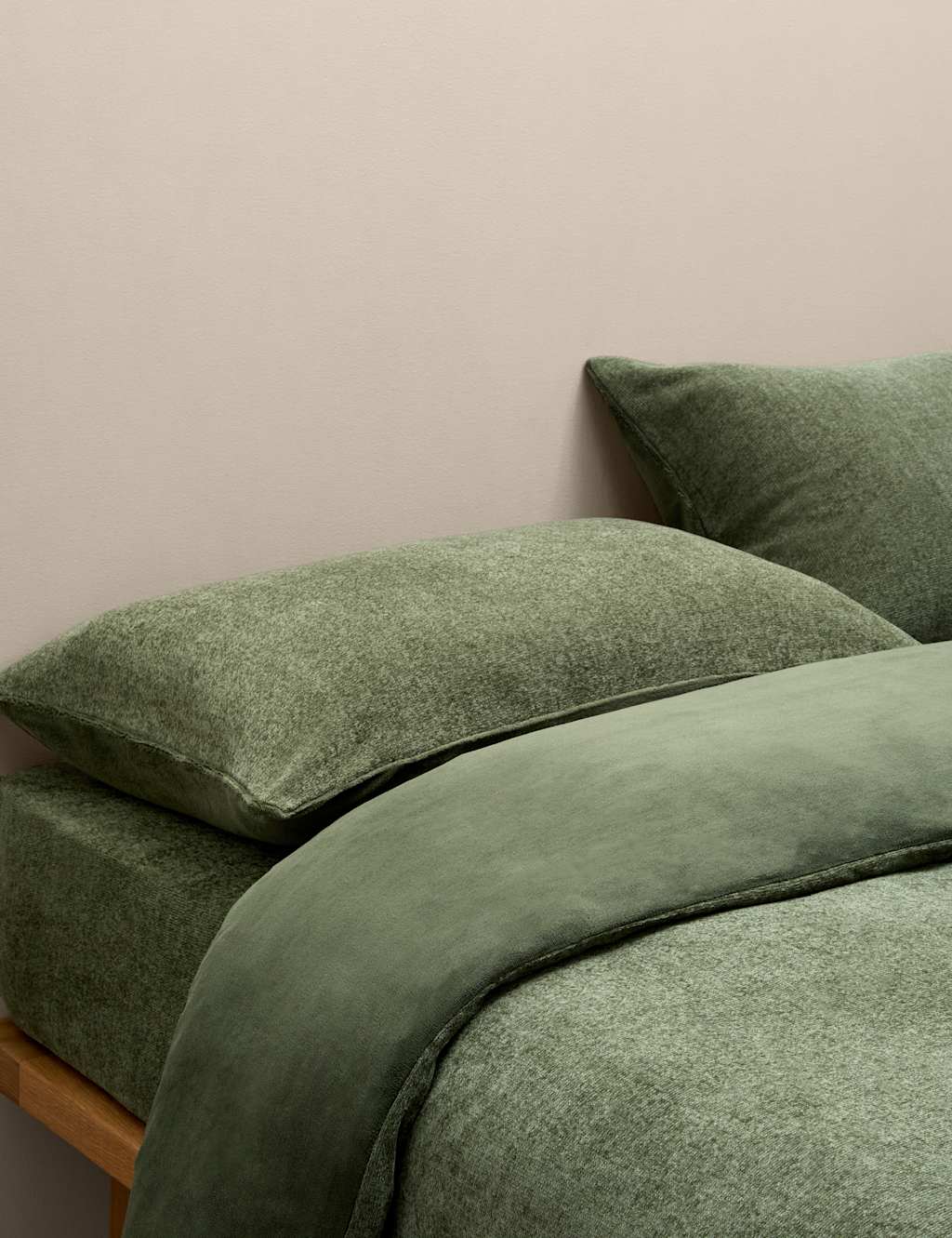 M&S Chenille Bedding Set Forest Green