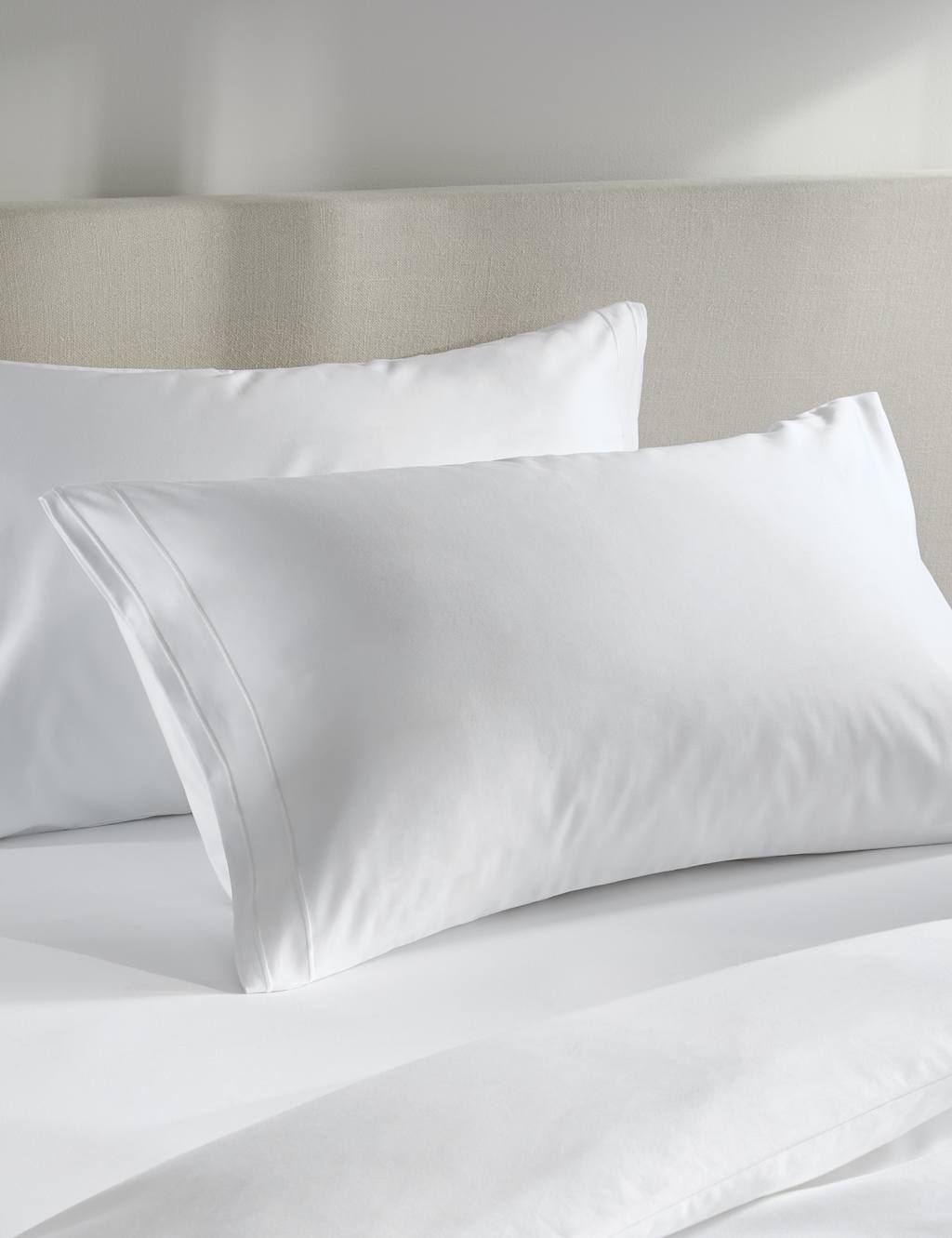 M&S 2 Pack Egyptian Cotton 1000 Thread Count King Size Pillowcases White