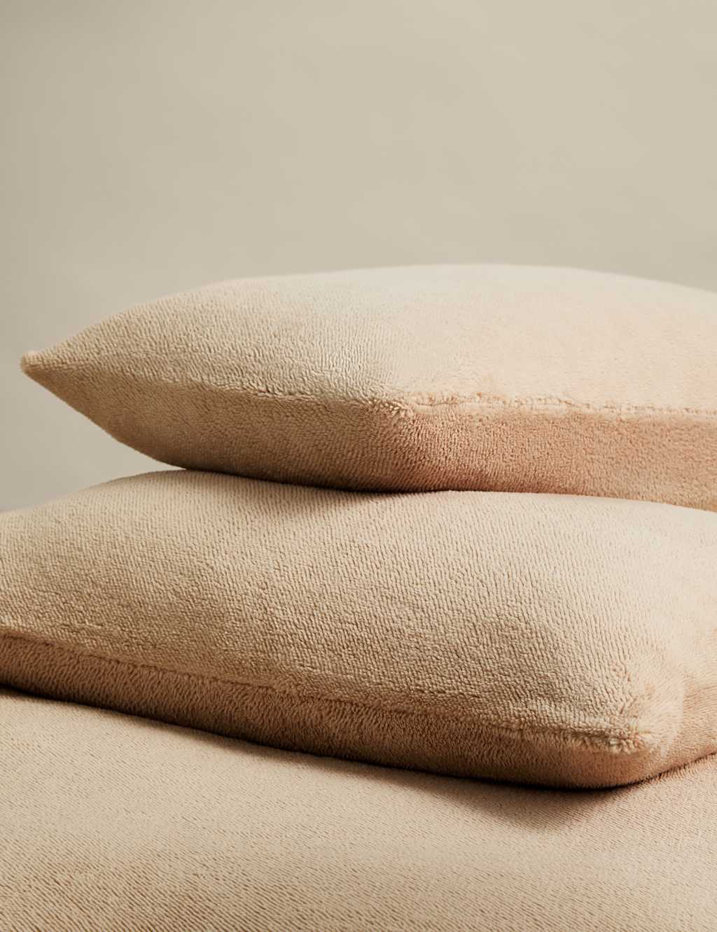 M&S 2 Pack Teddy Fleece Pillowcases Biscuit