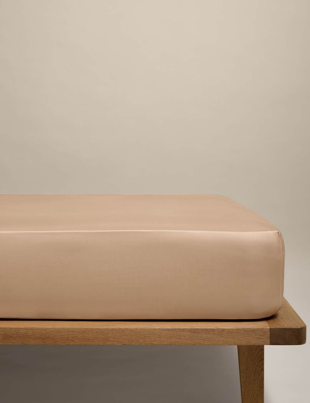 M&S Egyptian Cotton 400 Thread Count Silky Deep Fitted Sheet Biscuit