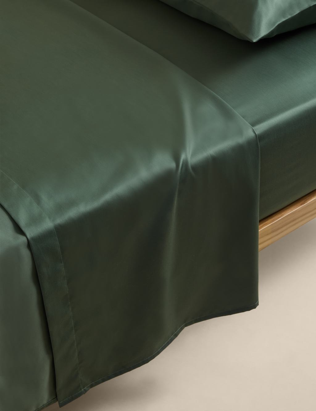M&S Egyptian Cotton Sateen 400 Thread Count Flat Sheet - Super King Size (6 ft) - Medium Green