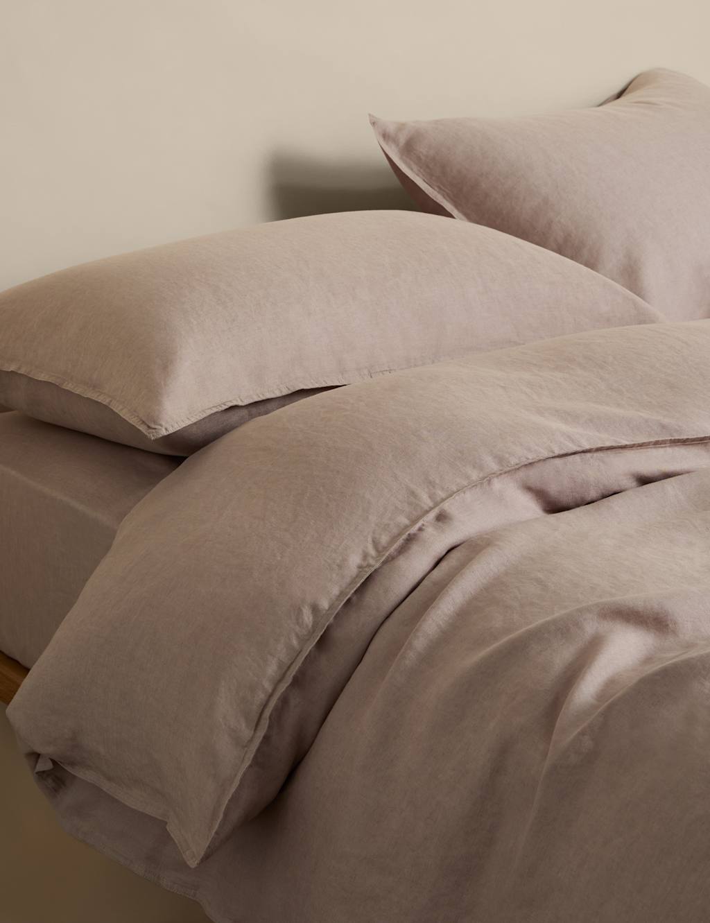 M&S Pure Linen Bedding Set Putty