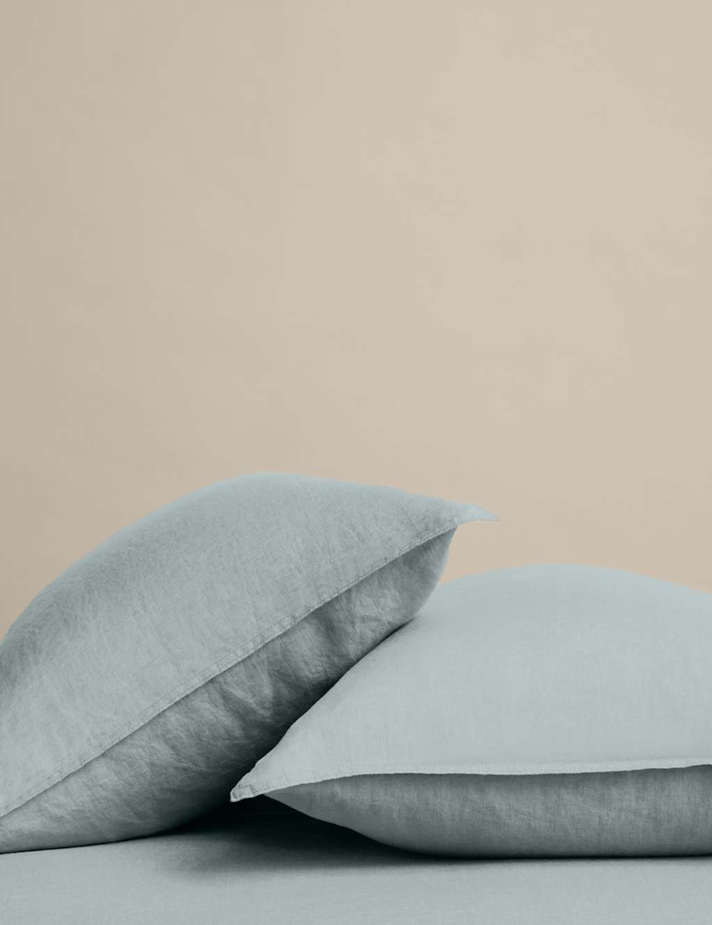 M&S 2 Pack Pure Linen Standard Pillowcases Seafoam