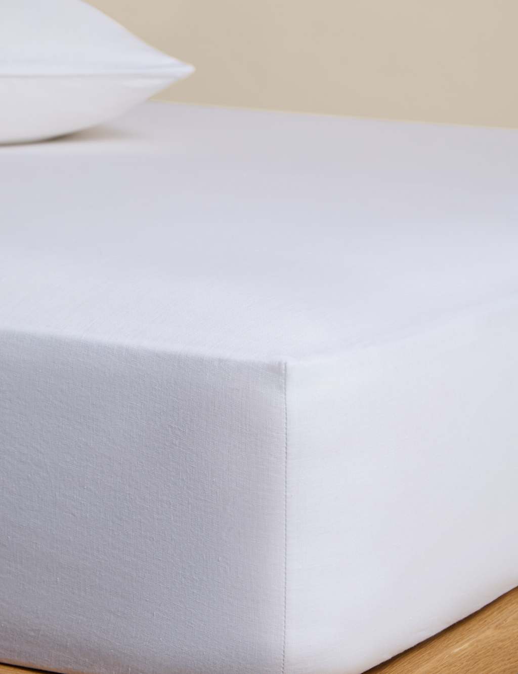 M&S Pure Linen 190gsm Deep Fitted Sheet - Single (3 ft) - White