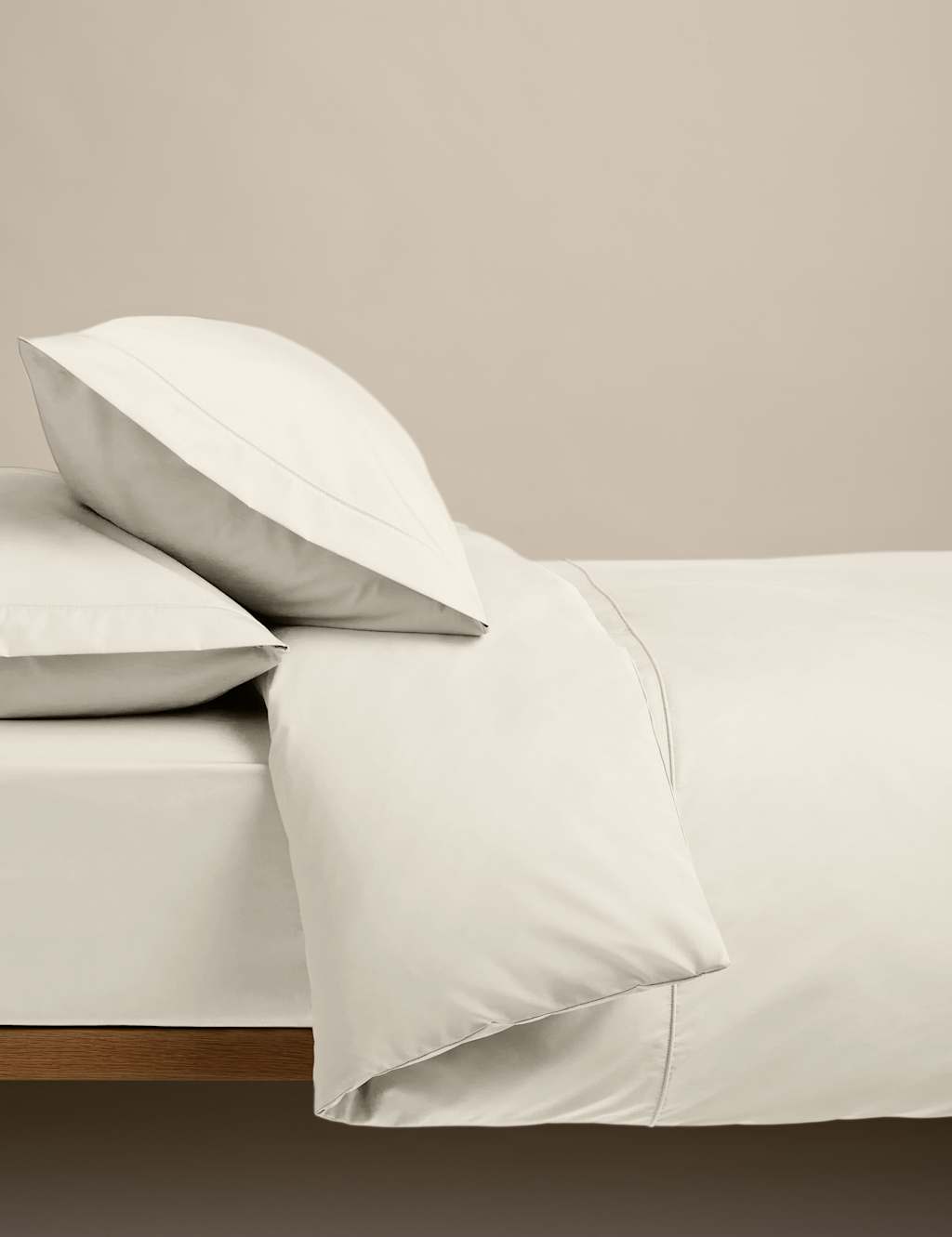 M&S Egyptian Cotton 230 Thread Count Bedding Set Cream