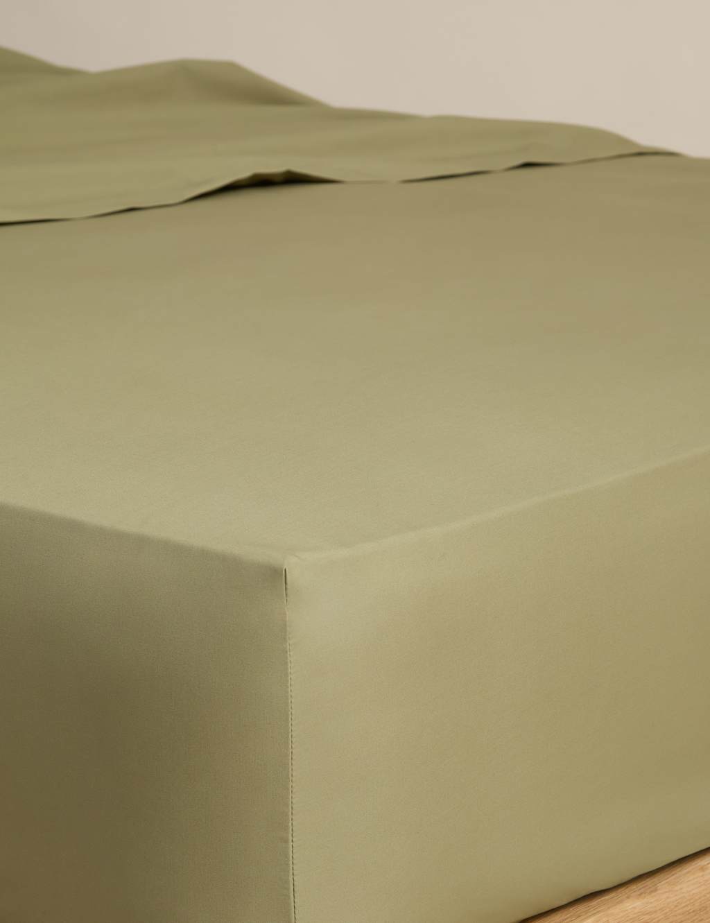 M&S Egyptian Cotton Deep Fitted Sheet Fern