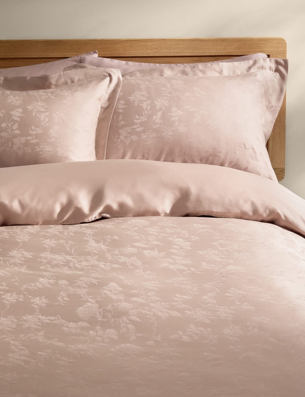 Pure Lyocell Floral Jacquard Bedding Set