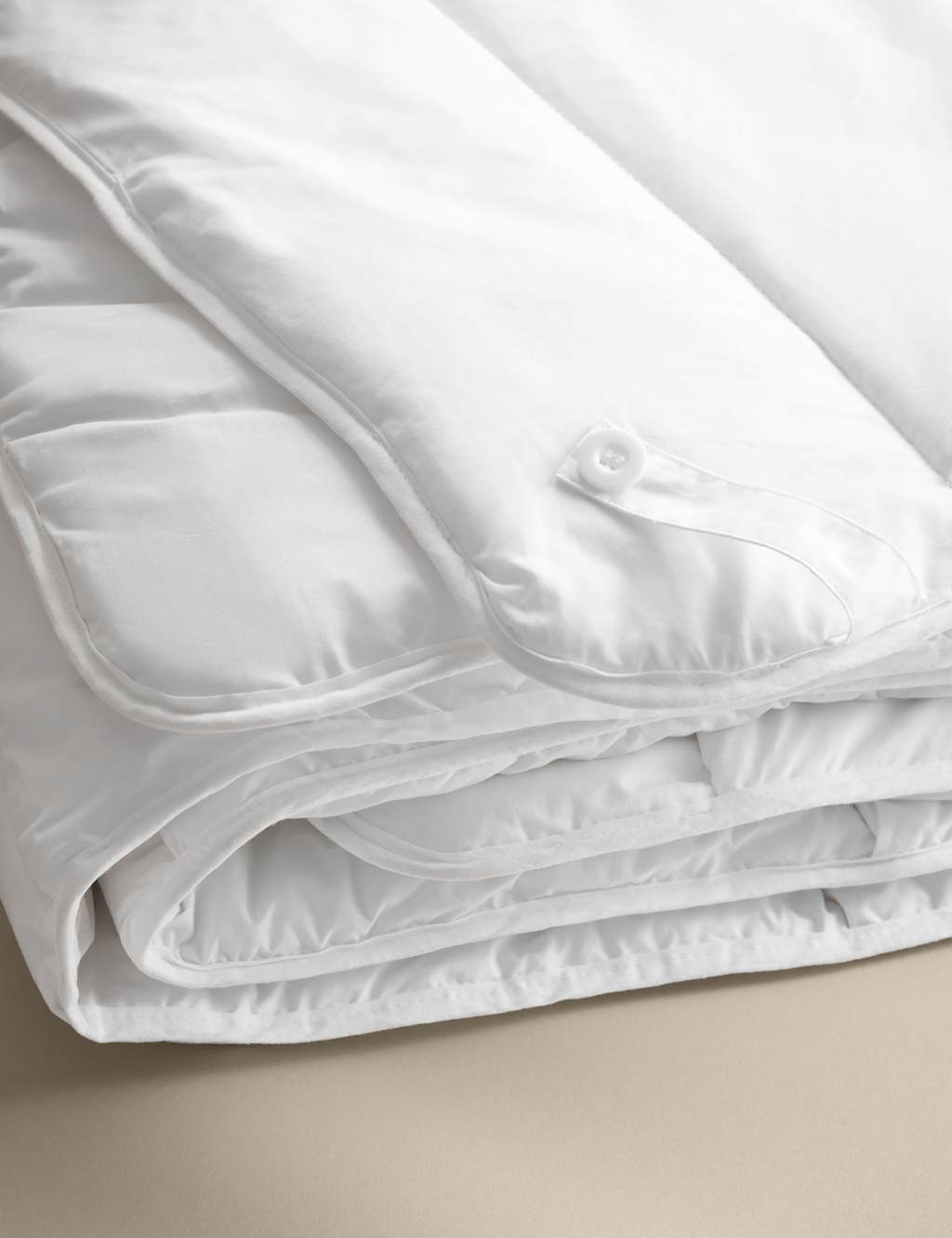 M&S Ultimate Comfort 13.5 Tog Duvet White
