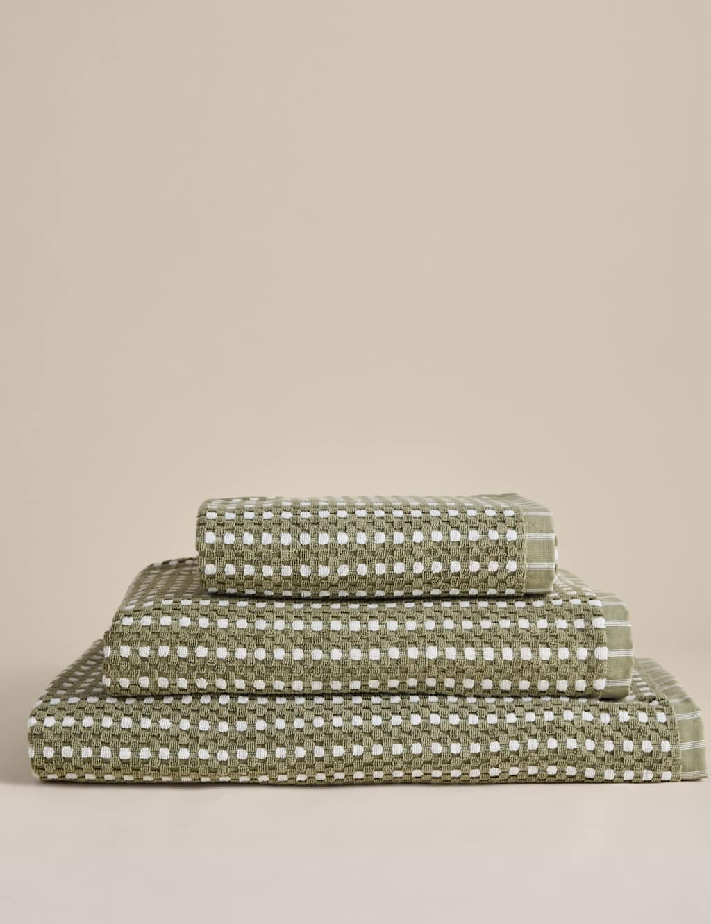 M&S Pure Cotton Spotty Striped Towel - Bath Sheet - Fern