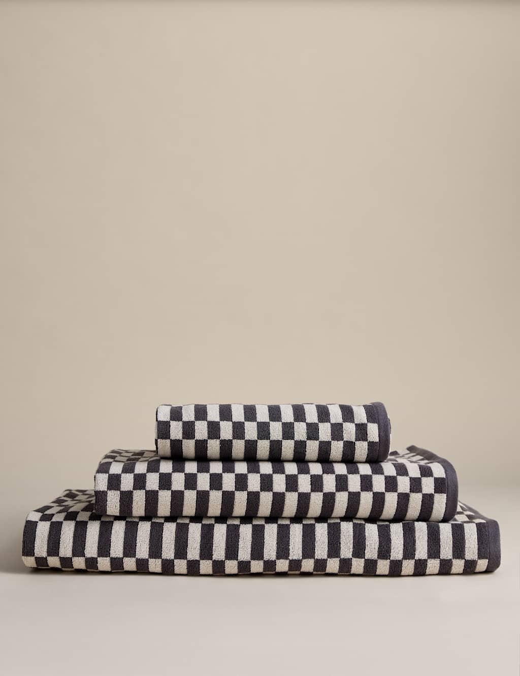 M&S Pure Cotton Geometric Check Towel - Bath Towel - Charcoal Mix