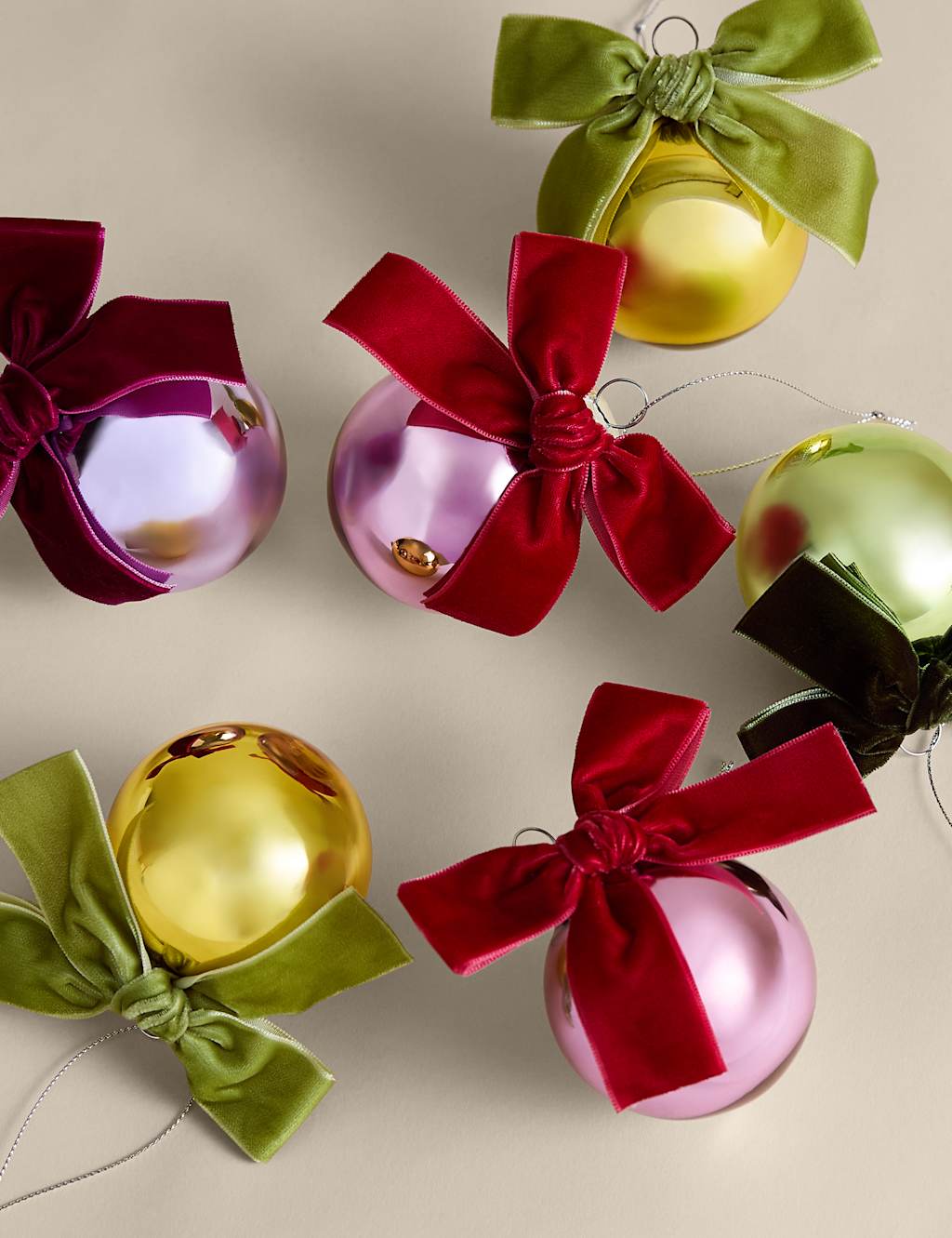 M&S 6 Pack Glass Metallic Bow Baubles - Multi