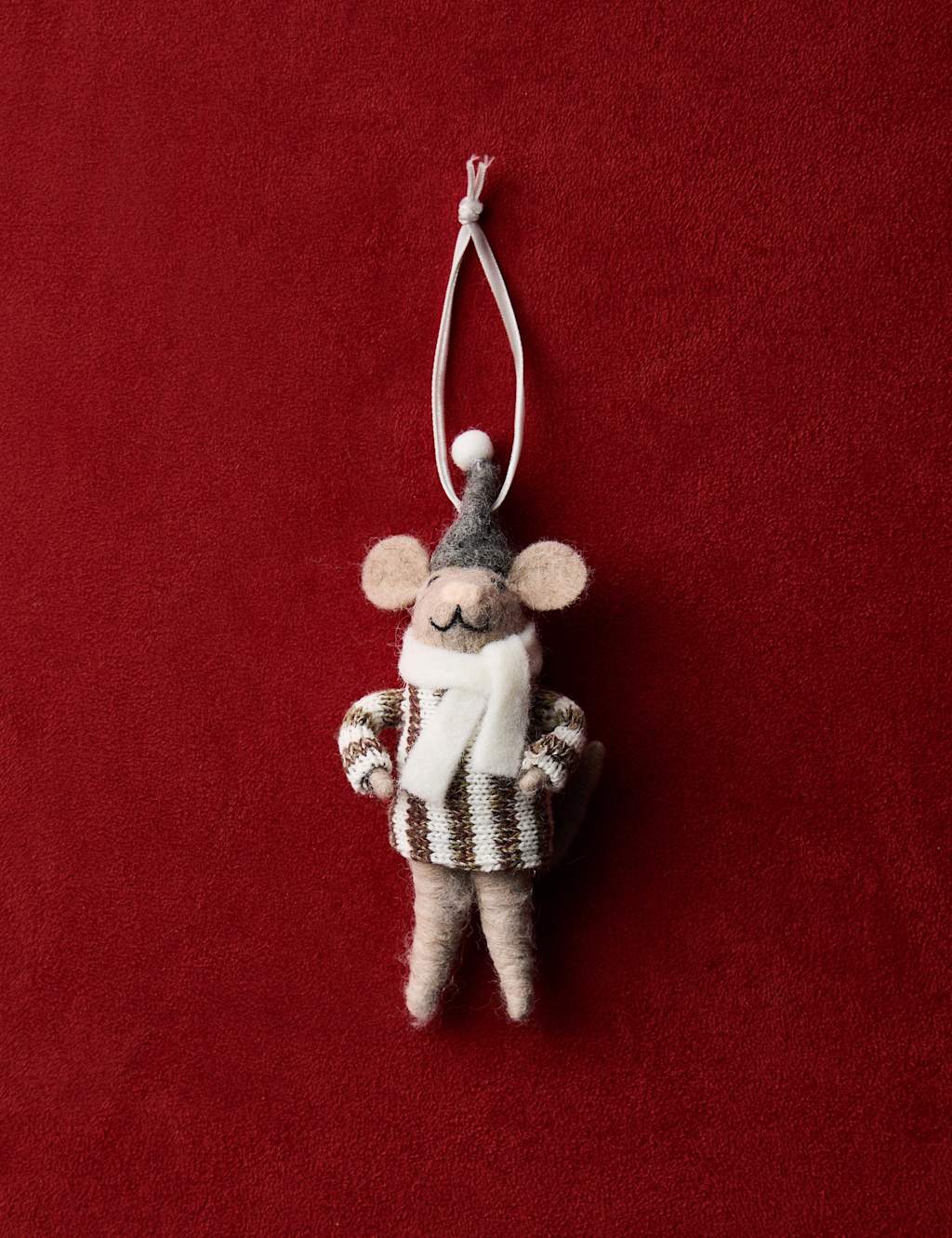 M&S Felt Hanging Mouse Decoration White Mix