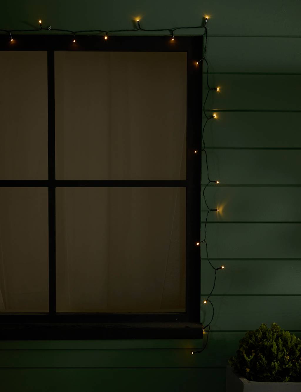 100 Warm White LED Outdoor Solar Lights