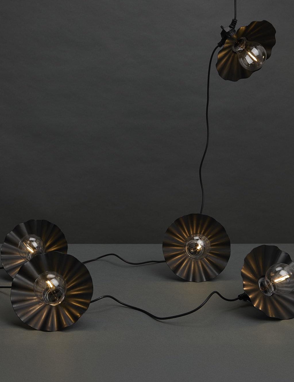 10 Warm White Scallop Solar Festoon Lights