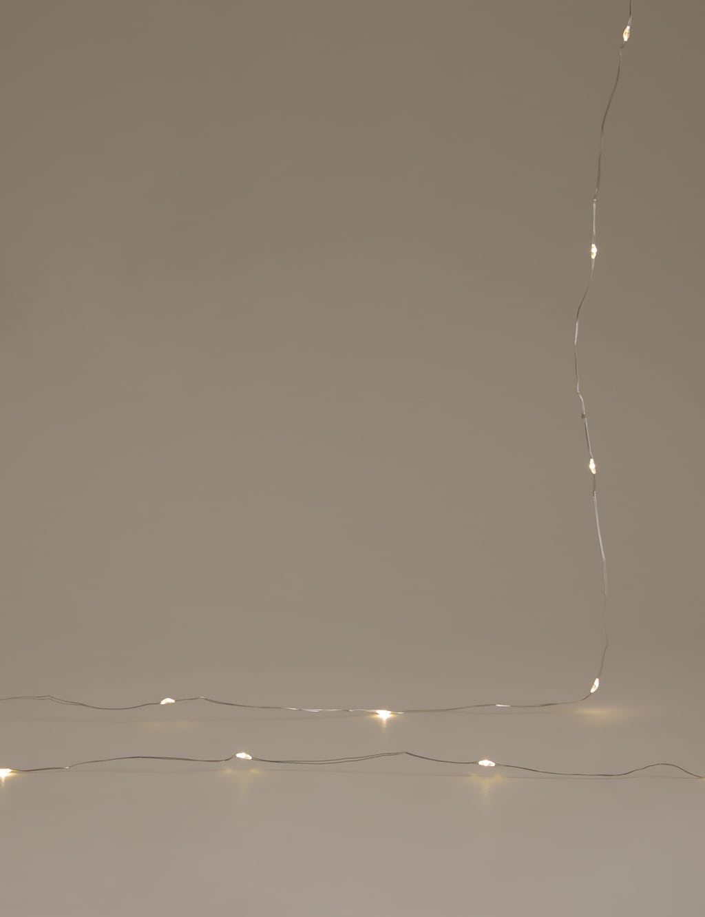 M&S Wire Battery String Lights Silver