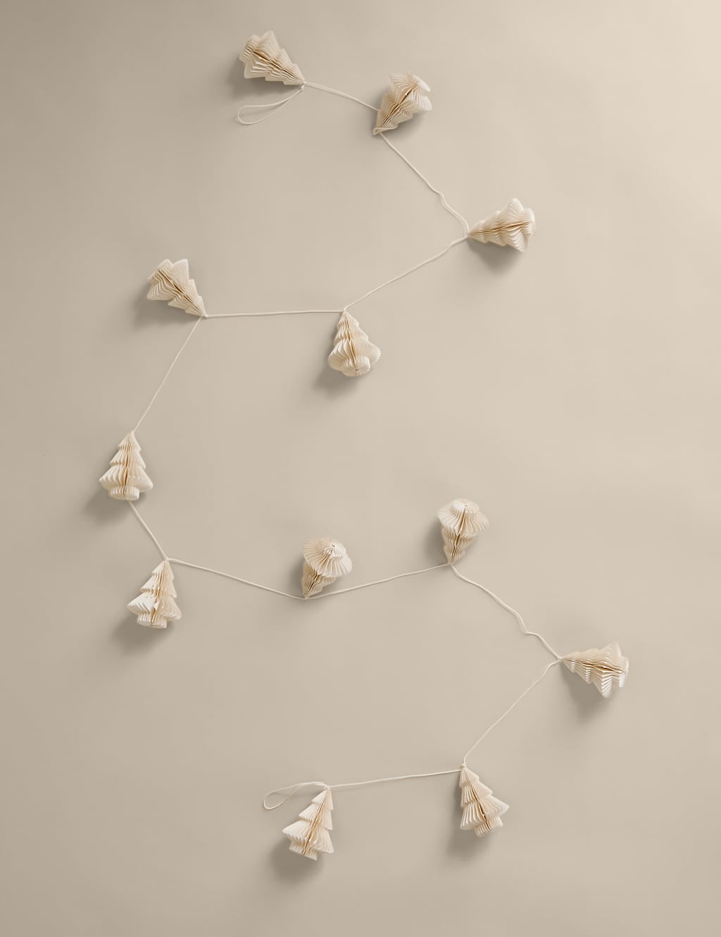 M&S Paper Christmas Tree Garland White