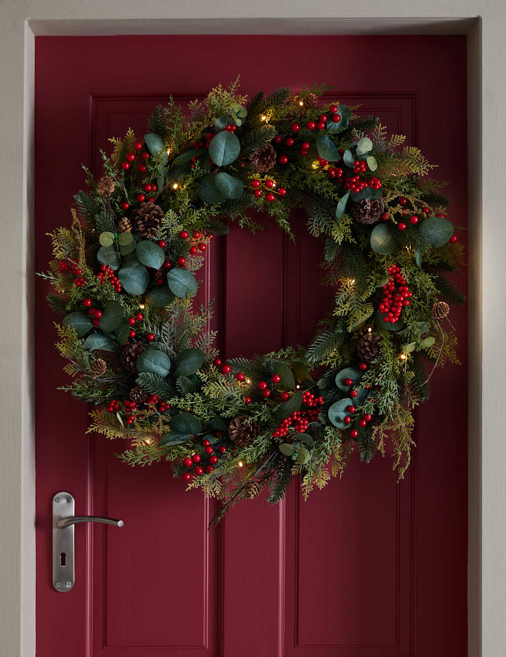 M&S Pre-Lit Extra Large Red Berry Wreath Red Mix