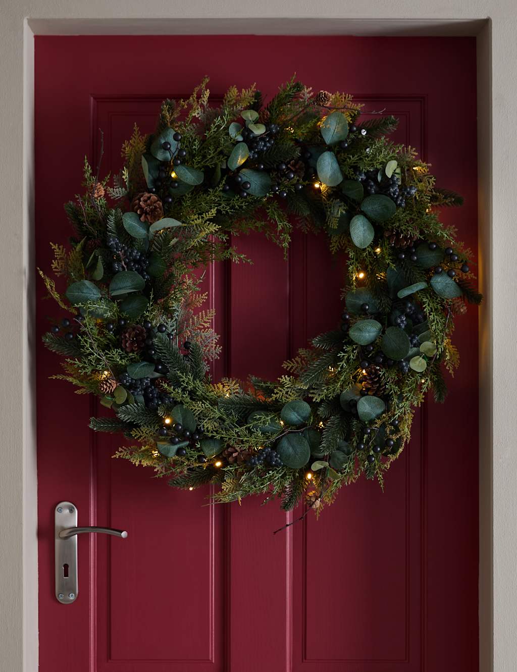 M&S Pre-Lit Extra Large Winterberry Wreath Green Mix