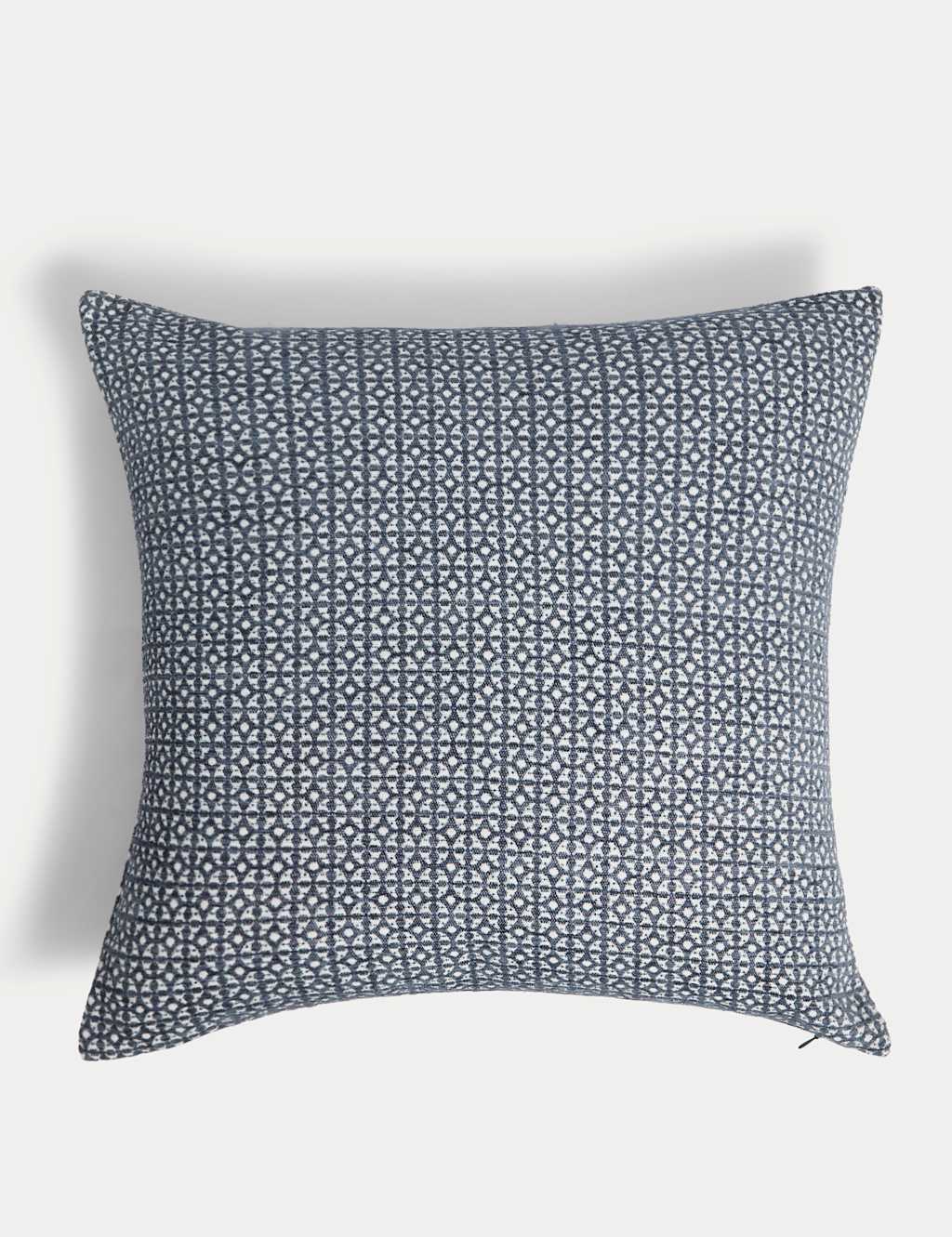 Circle Star Cushion