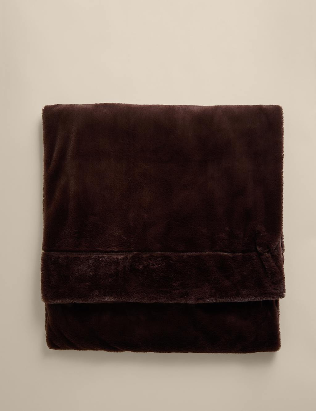 M&S Supersoft Faux Fur Throw Chocolate