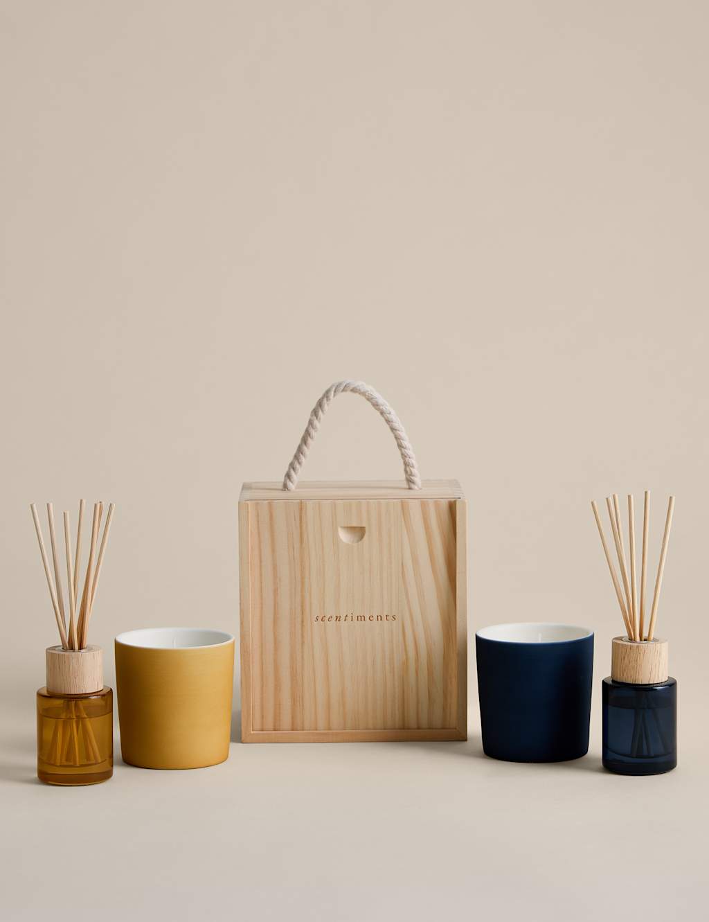 Scentiments Wild Meadow & Coastal Breeze Gift Box - Multi - Available at M&S
