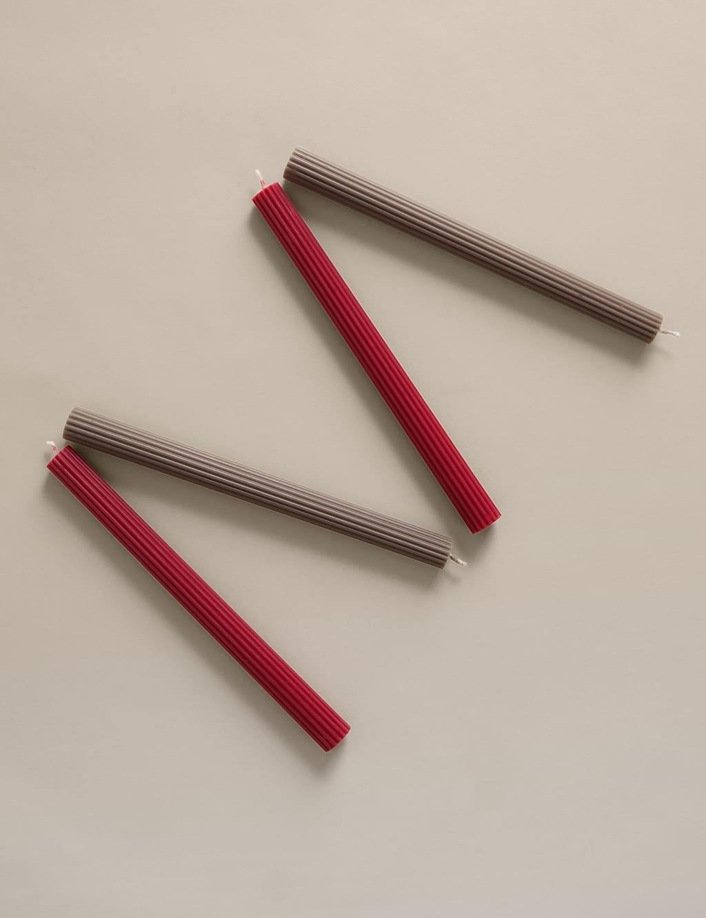 M&S Set of 4 Festive Dinner Candles Red Mix