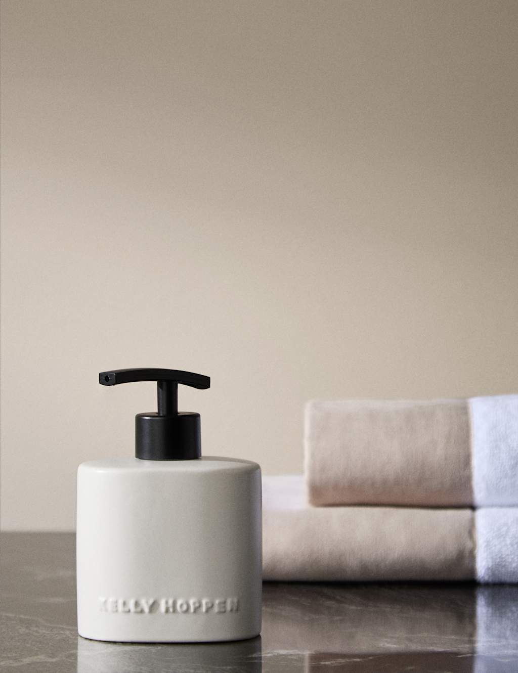 M&S X Kelly Hoppen No. 1 Fragrance Hand Lotion 250ml White Mix