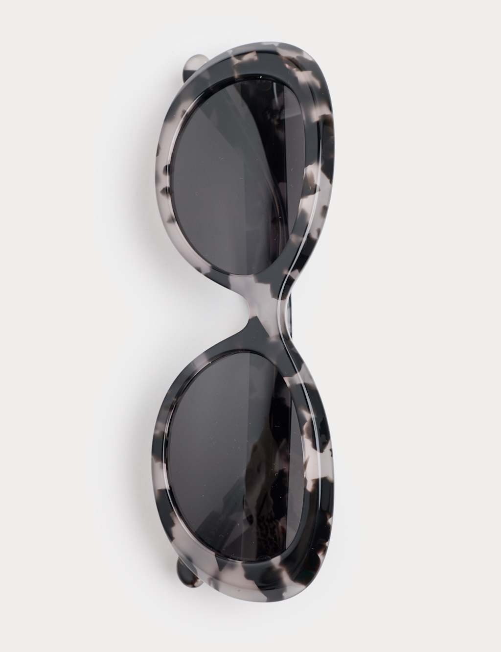 Autograph Women's Acetate Oval Sunglasses - Black Mix