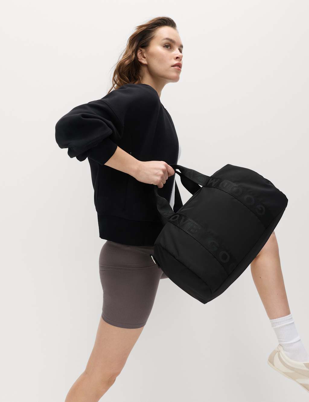 Goodmove Women's Duffle Gym Bag - Black