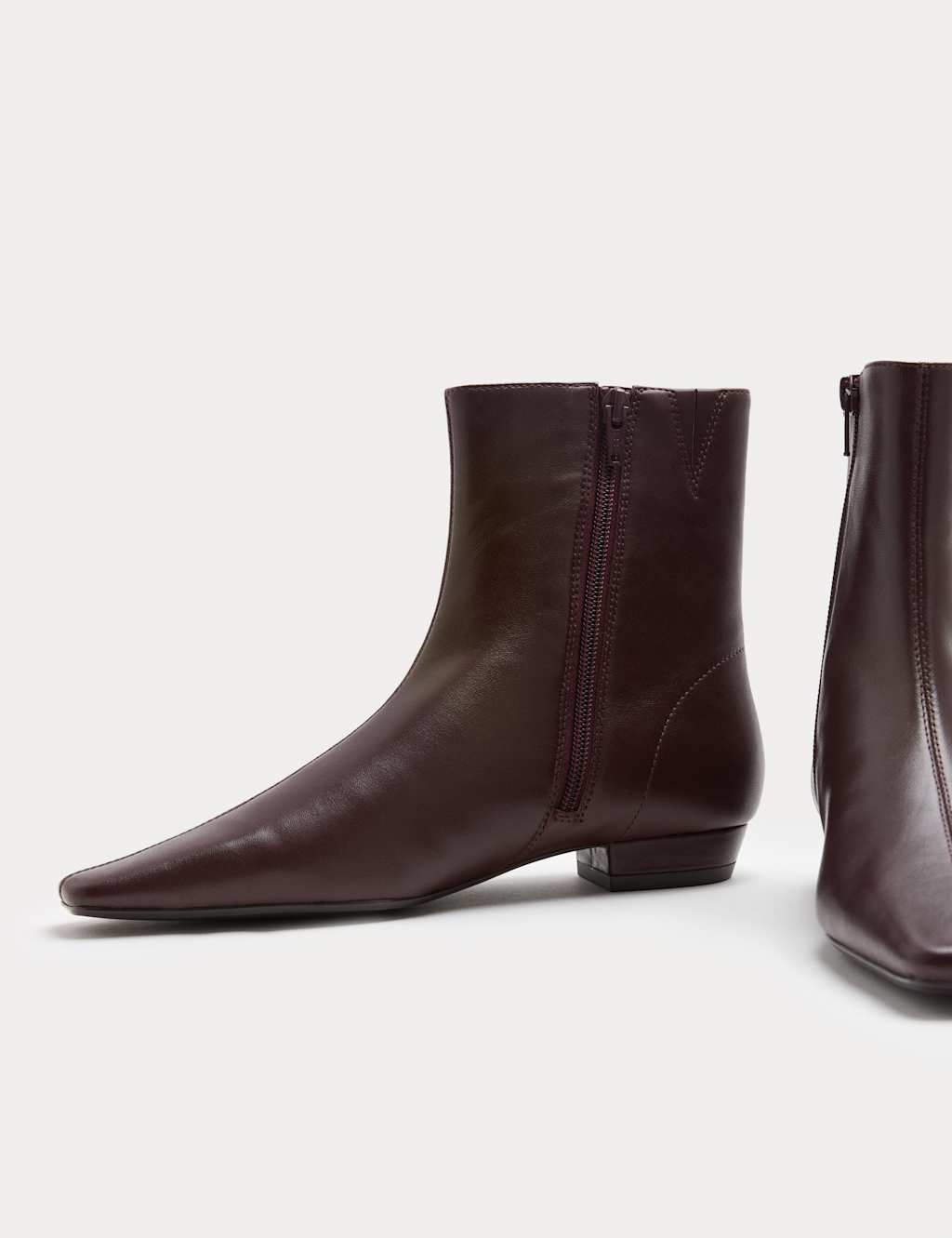 M&S Leather Chelsea Block Heel Chisel Toe Ankle Boots Burgundy