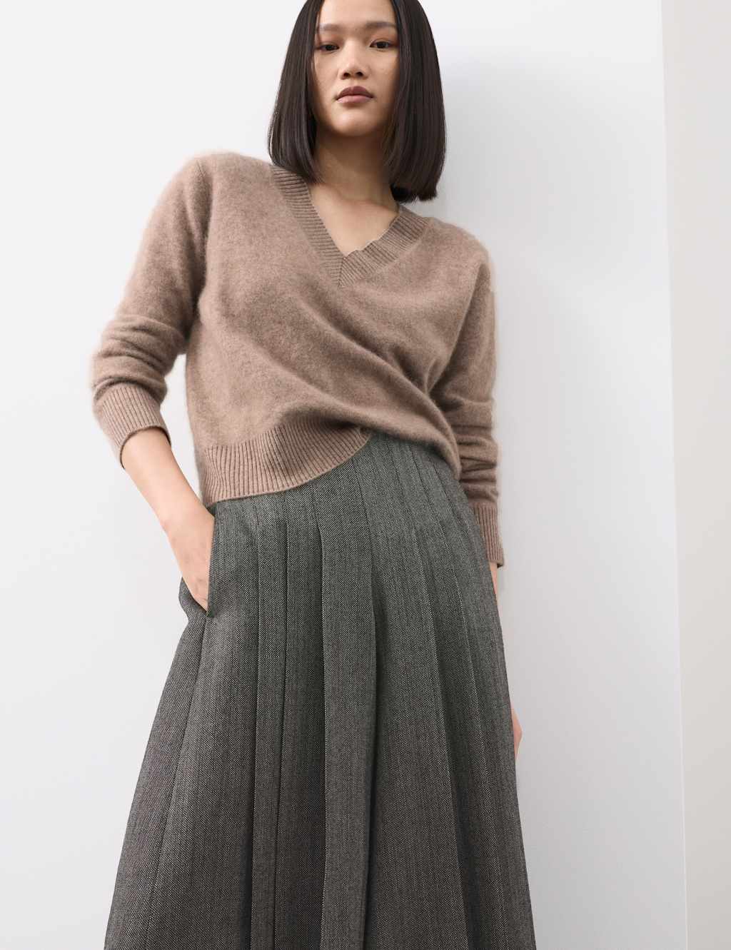 Autograph Wool Rich V-Neck Jumper with Cashmere Cappuccino