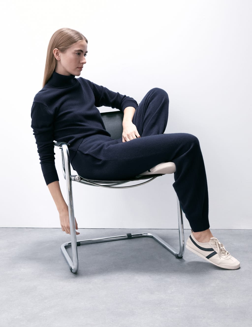 Pure Cashmere Tapered Ankle Grazer Joggers